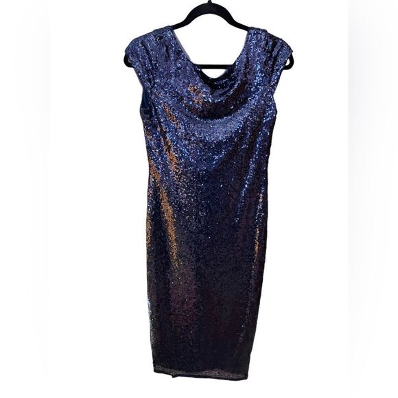 EUC TFNC Tall Sequin Cap Sleeve Midi Dress in navy - Picture 5 of 9